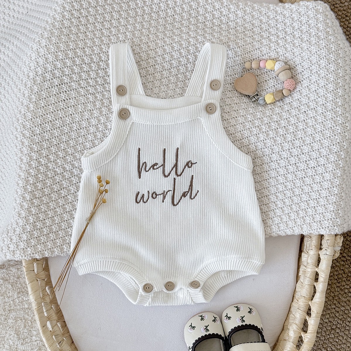 Simple All-match Baby Alphabet Embroidery Suspender Jumpsuit