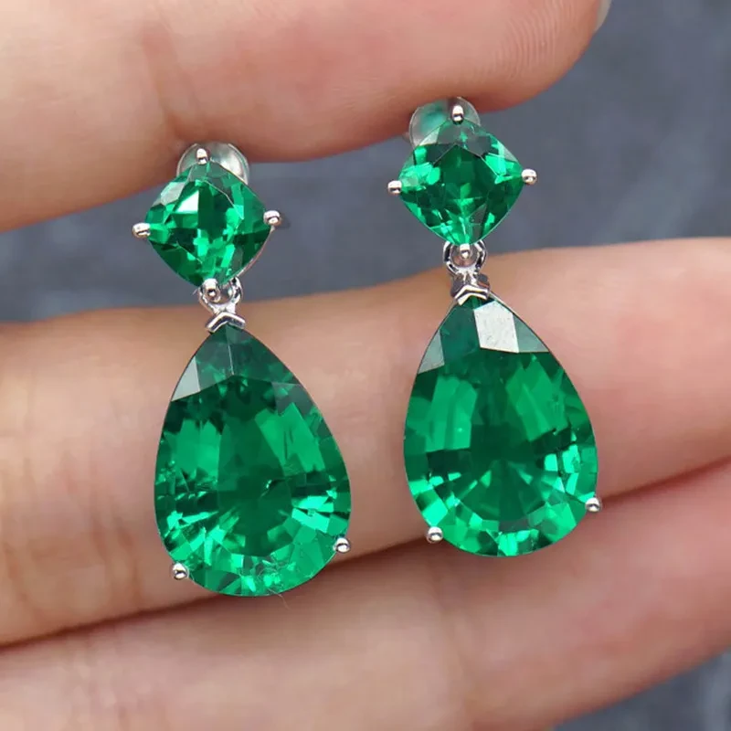 emerald green drop earrings