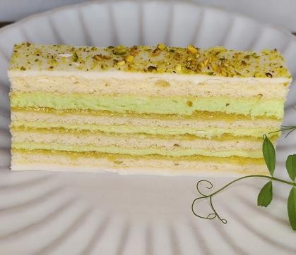 Slice Lemon Lime & Pistachio Delice 75g