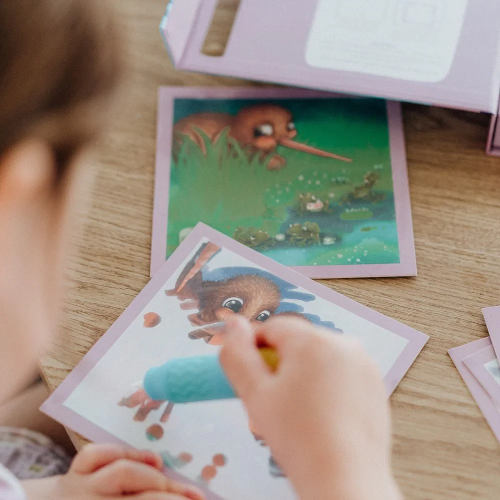 Kuwi & Friends - Magic Water Cards - Kuwi's Huhu Hunt