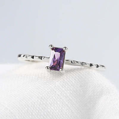 Women's Simple Inlaid Purple Zircon Thin Ring