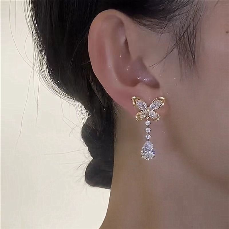 Unique Graceful Women's Light Luxury Minority Premium Stud Earrings