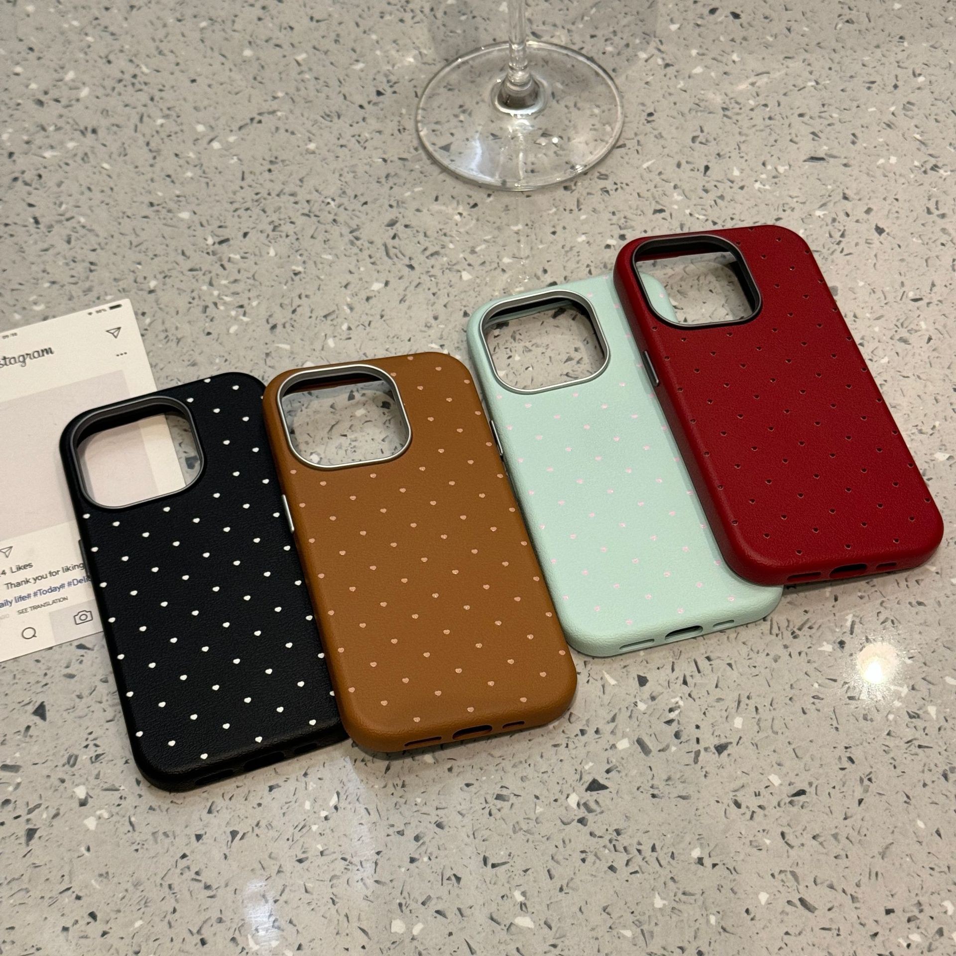 Love Three-dimensional Teddy Bear Suitable For Mobile Phone Case Leather