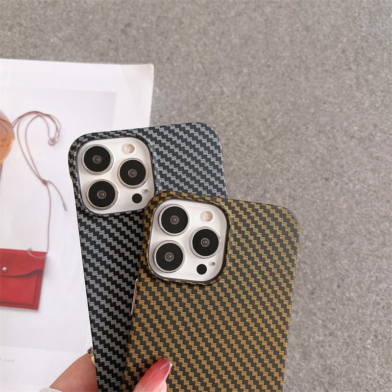 Frameless Carbon Fiber Pattern Hard Shell Phone Case