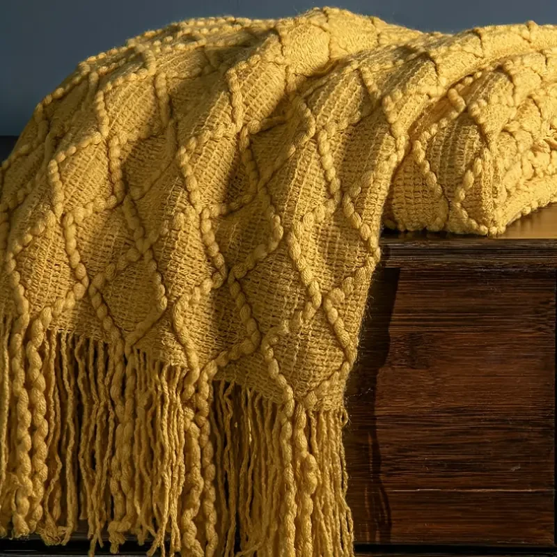 Cozy Yellow Nordic Sofa Throw Blanket
