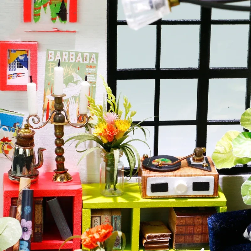 Dollhouse Miniatures