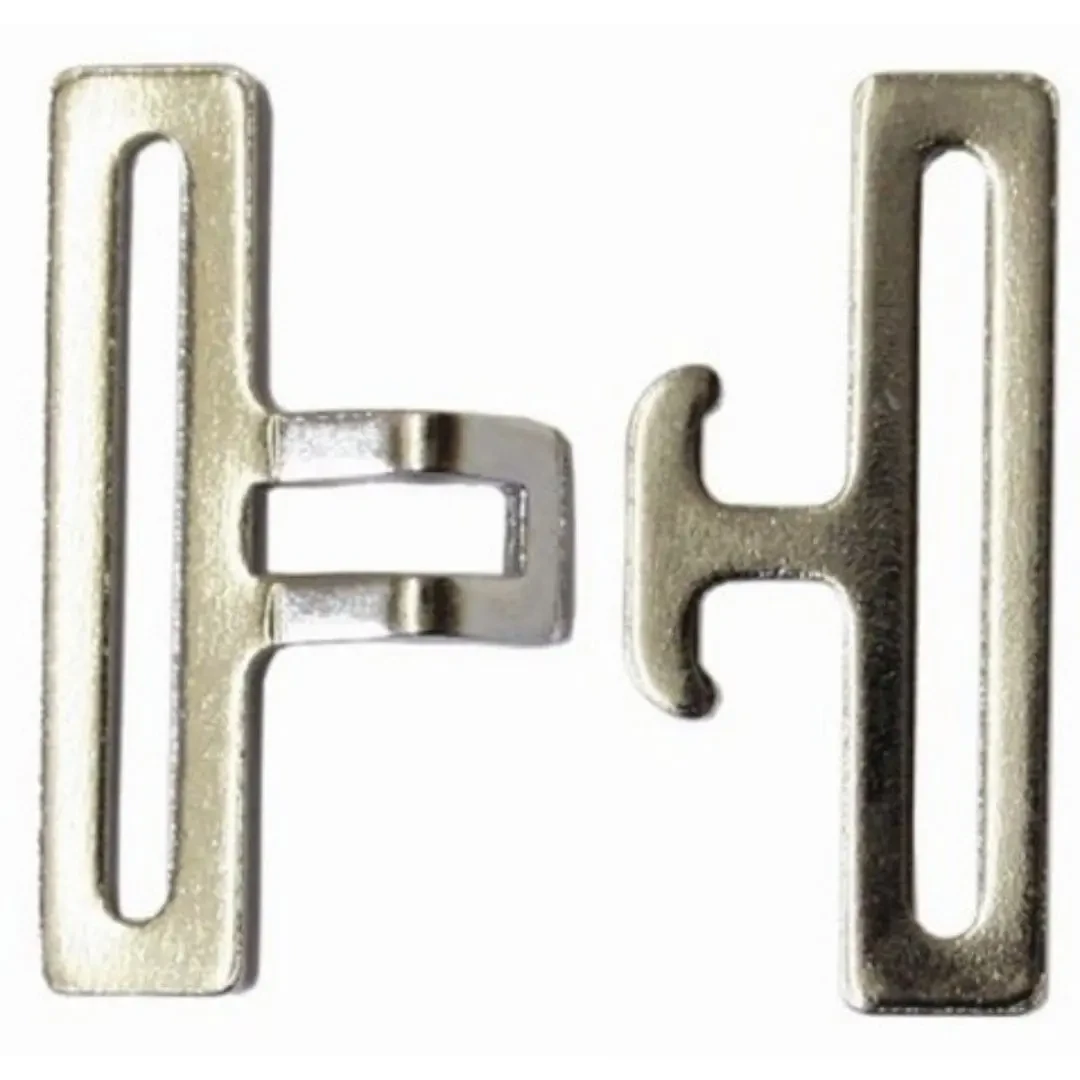 SURCINGLE HARDWARE