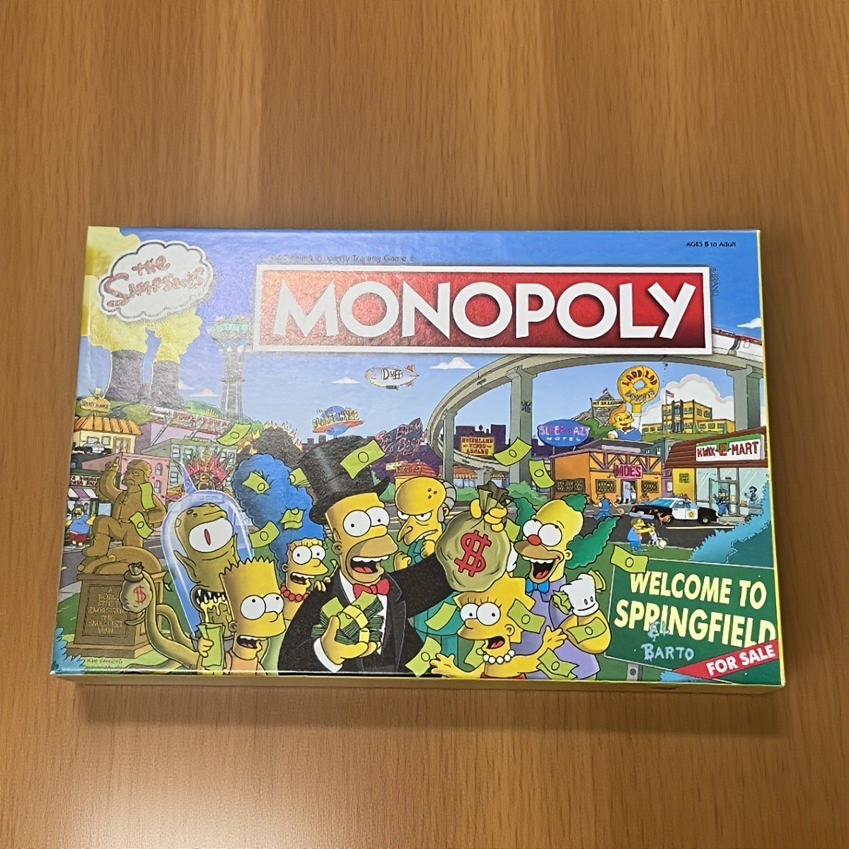 Hasbro Monopoly: The Simpsons Family Edition