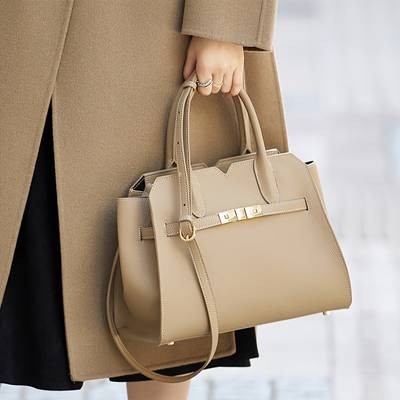 ZOOLER Luxury Genuine Leather Womens Handbag  Elegant Large-Capacity Shoulder & Messenger Bag