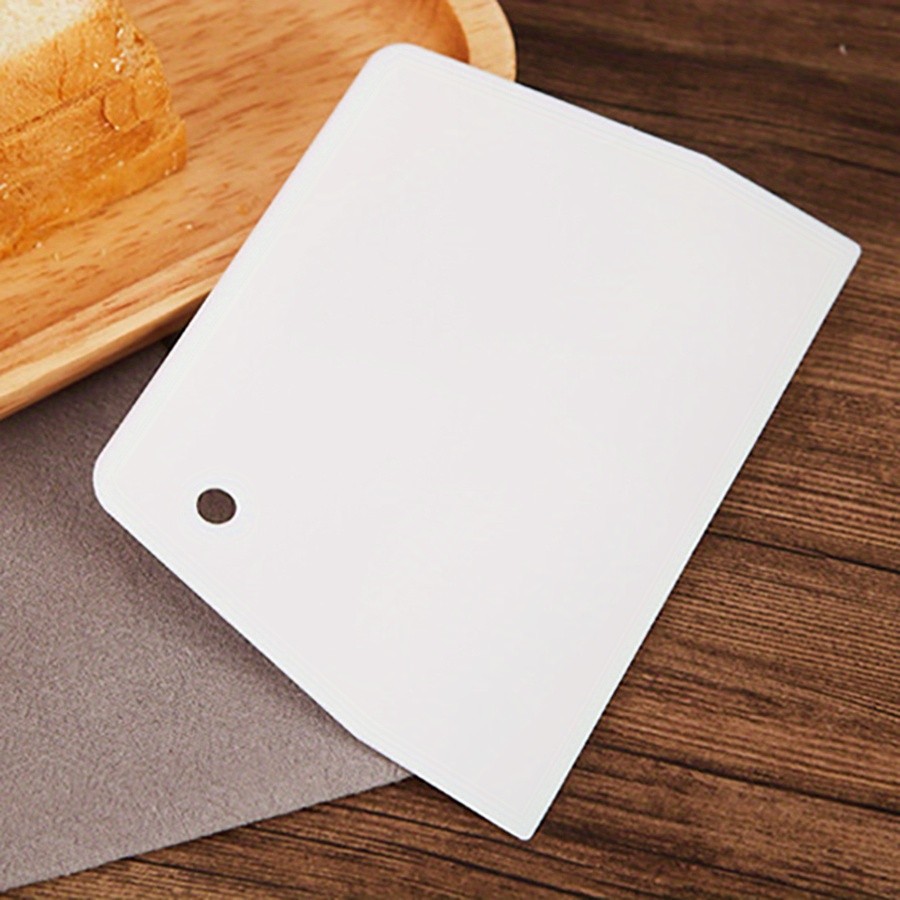 WIEZ Plastic Dough Scraper & Pastry Chopper  Essential Cutter for Smooth, Easy Dough Handling