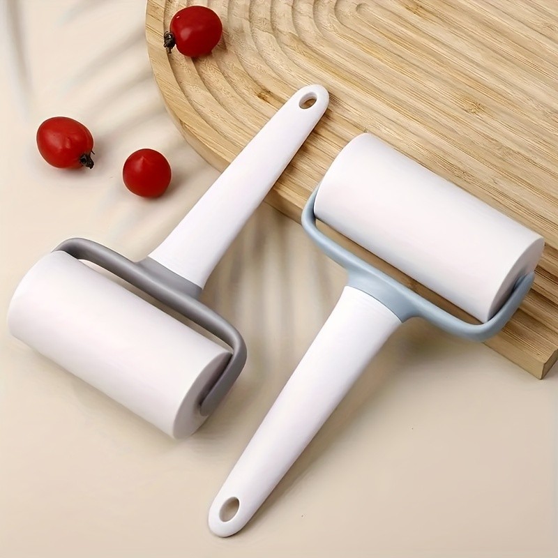 WIEZ Plastic T-Shaped Rolling Pin  Easy-Grip Dough Roller for Pizza, Pies, Biscuits & Dumplings