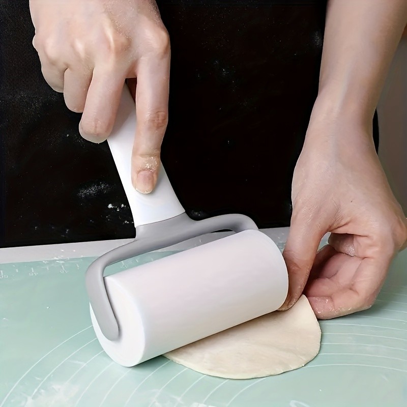WIEZ Plastic T-Shaped Rolling Pin  Easy-Grip Dough Roller for Pizza, Pies, Biscuits & Dumplings