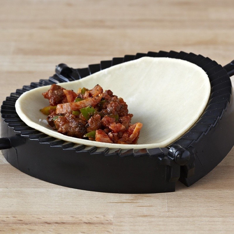 WIEZ Plastic Dumpling & Tortilla Press  Durable Round Mold for Easy Dough Shaping & Holiday Baking