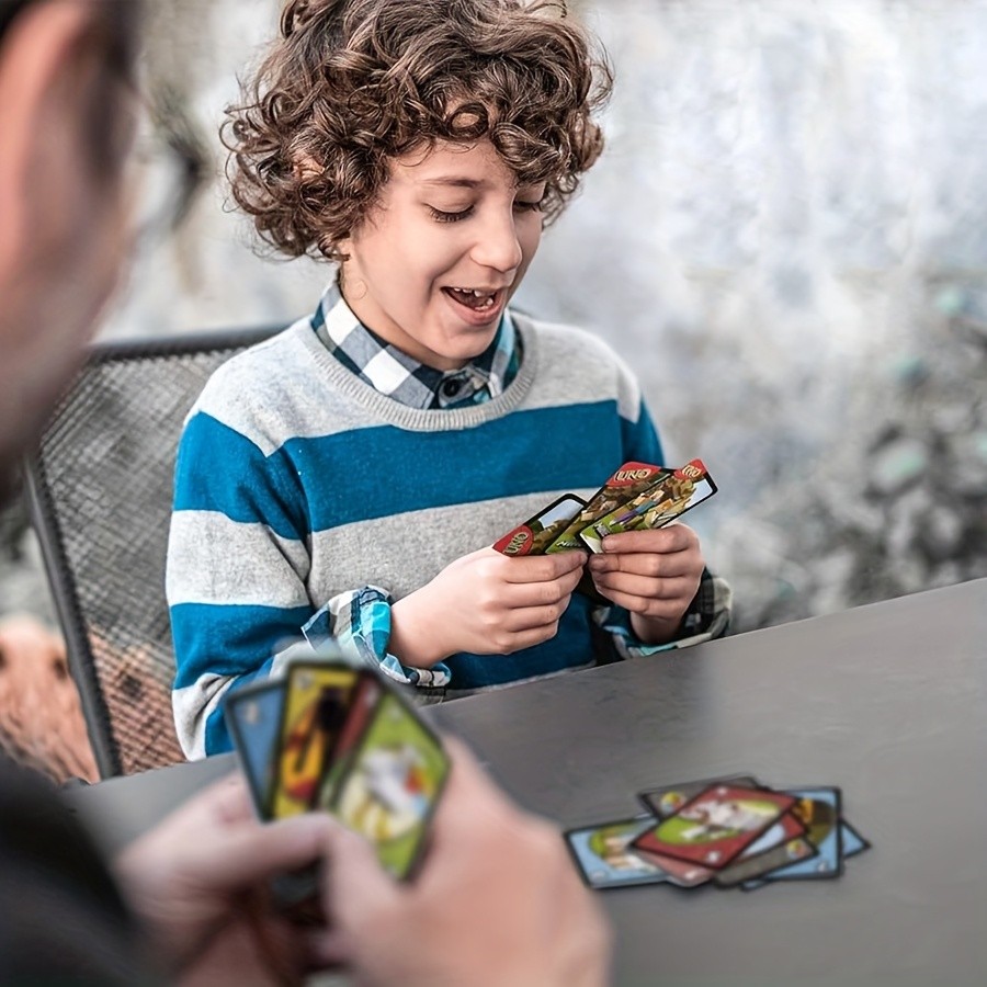 UNO Minecraft Edition  112-Piece Card Set with Creeper & Zombie Artwork