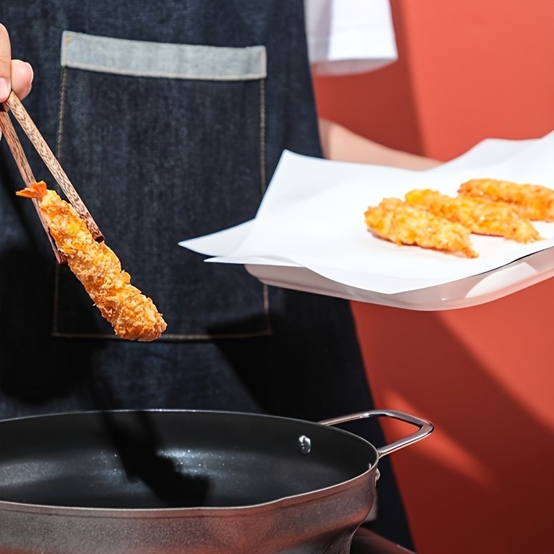 YUHUPHYLLIC 50pcs Air Fryer Liners Non-Stick Oil Absorbing Parchment Paper for Cooking & Baking