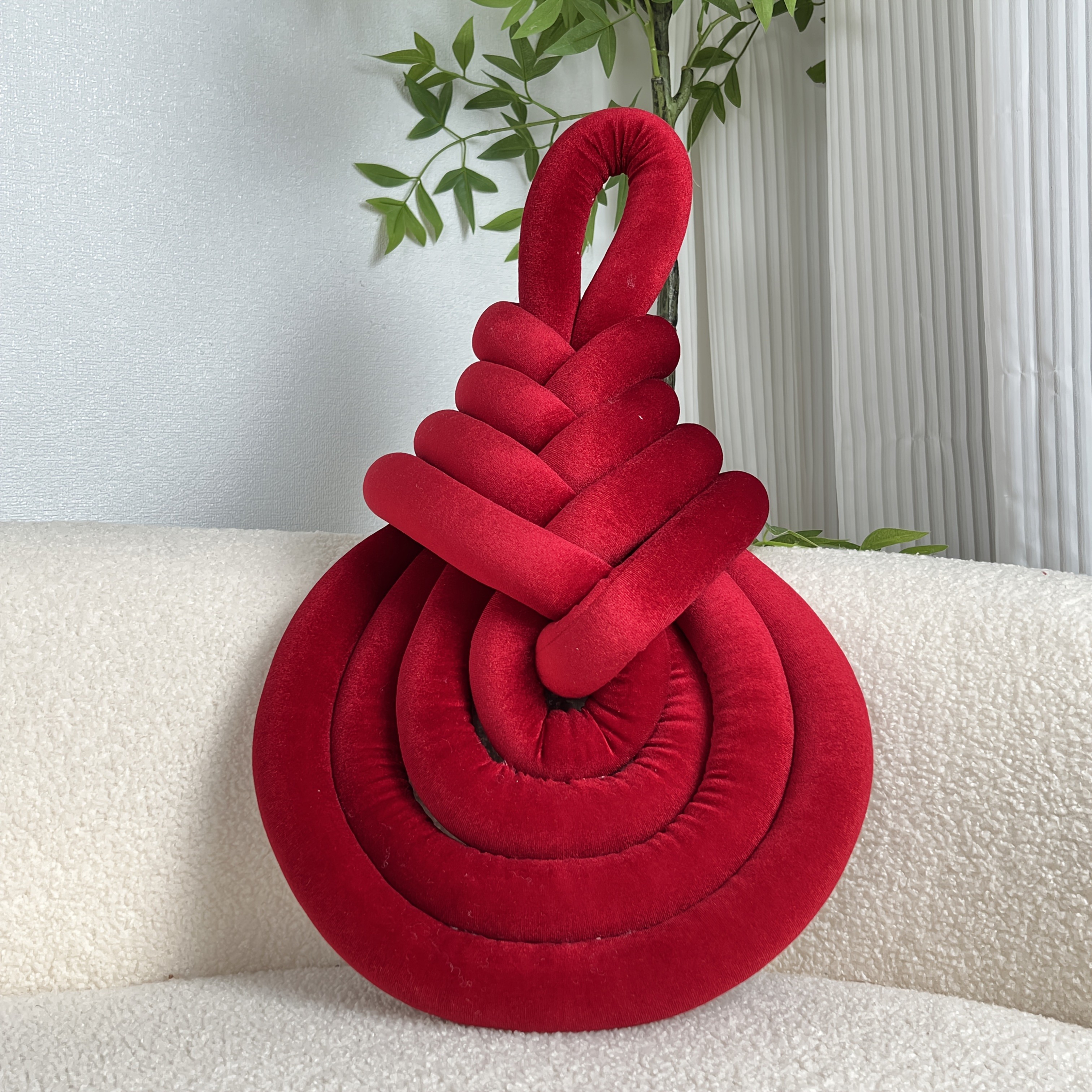 YLBKIKR Handwoven Plush Short-Hair Cushion  Luxury Decorative Accent with Knot/Teardrop/Baroque Design for Sofa, Bed, and Chair