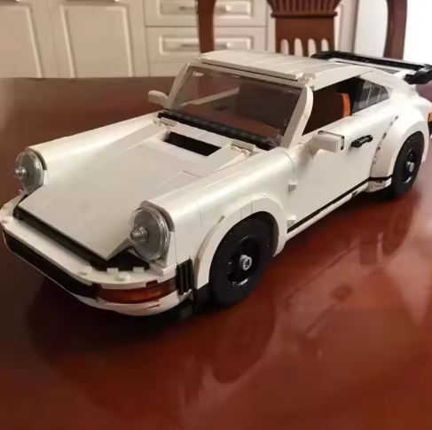 Hot Toys Technical Retro Car Model Legoing 10295 Building Blocks Set Race Classic Kit for Adults and Teens Toys Gift 1458PCS