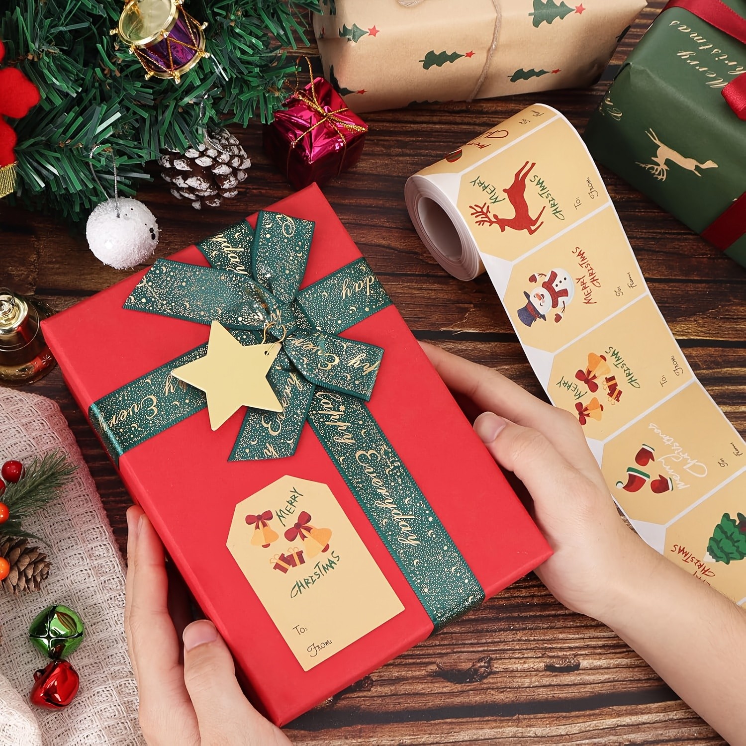 250 Sheets Christmas Gift Box Sealing Stickers