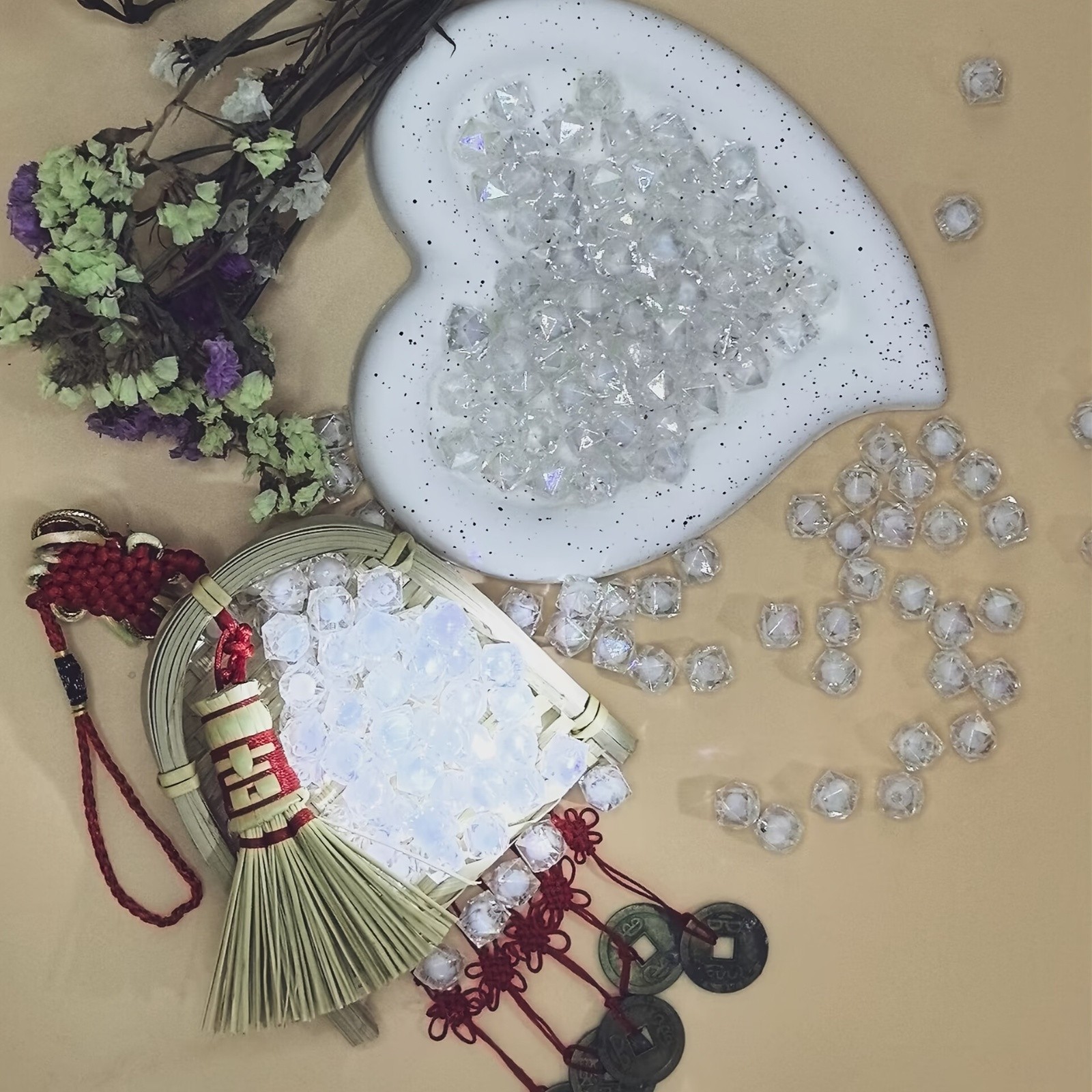 EDIFON 50pcs 12mm Acrylic Diamond Beads