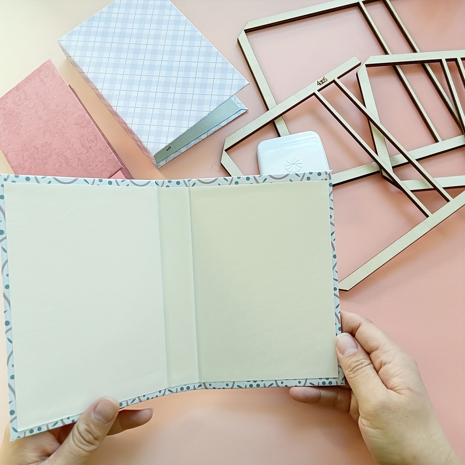 Alinacutle 5pcs Double-Sided Tape & 1pc Squeegee & 3pc Bookbinding Templates