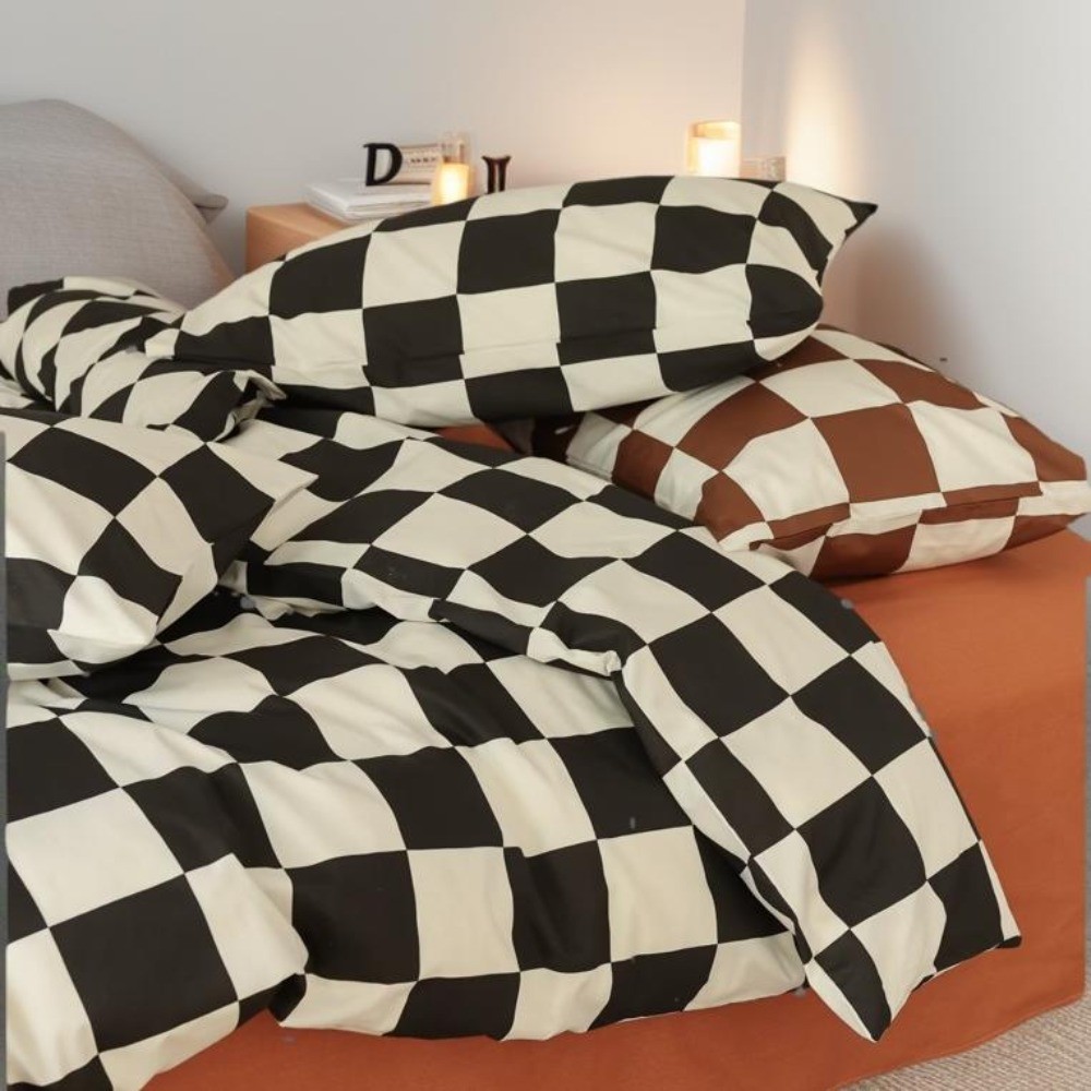 HERTALK Halloween and Christmas Themed Duvet Cover Set