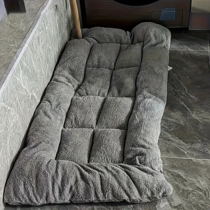 SPERMUOY Extra Large Plush Dog Bed Sofa
