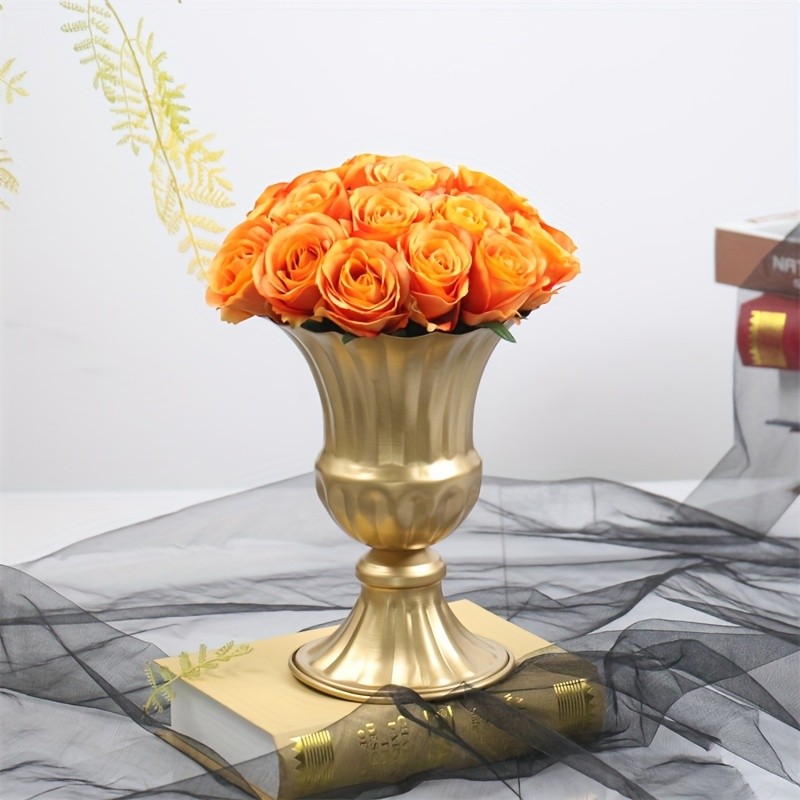 GUTE Vintage Camouflage Bell/Veil Shelf Vase