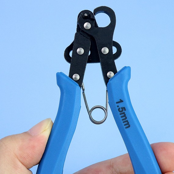 Step Looper Pliers