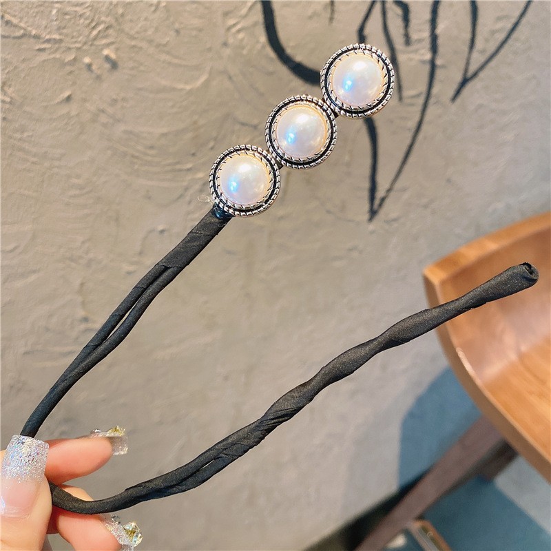 Elegant Hair Bun Maker