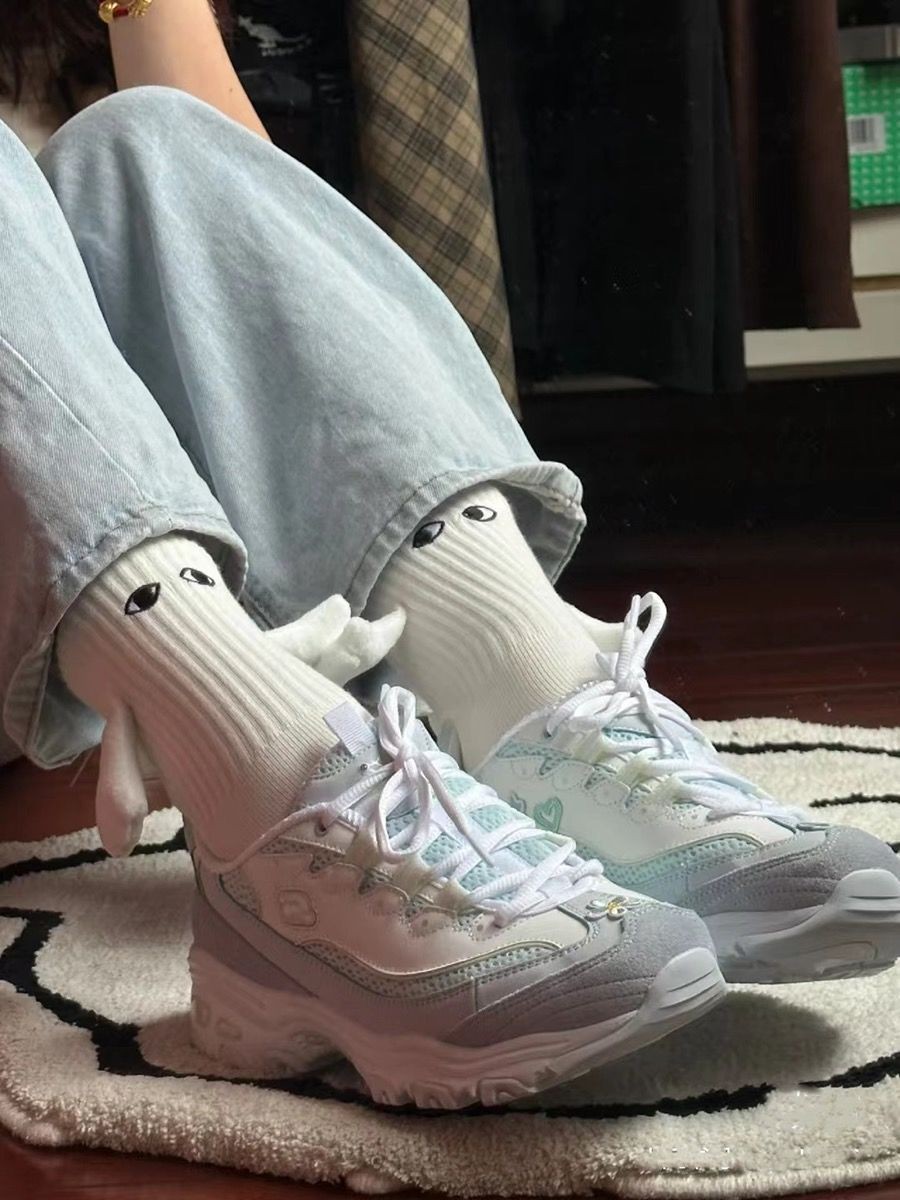 Hand-in-Hand Socks - Become Solemates Forever!