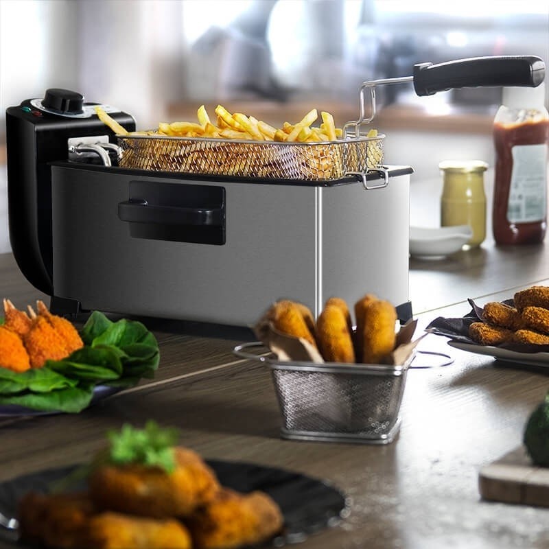 Electric Deep Fryer  Crispy Results with Precise Temperature Control