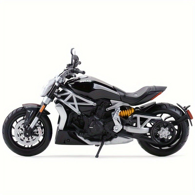 Maisto 1:12 Scale Ducati X Diavel S Die-Cast Collectible Motorcycle Model