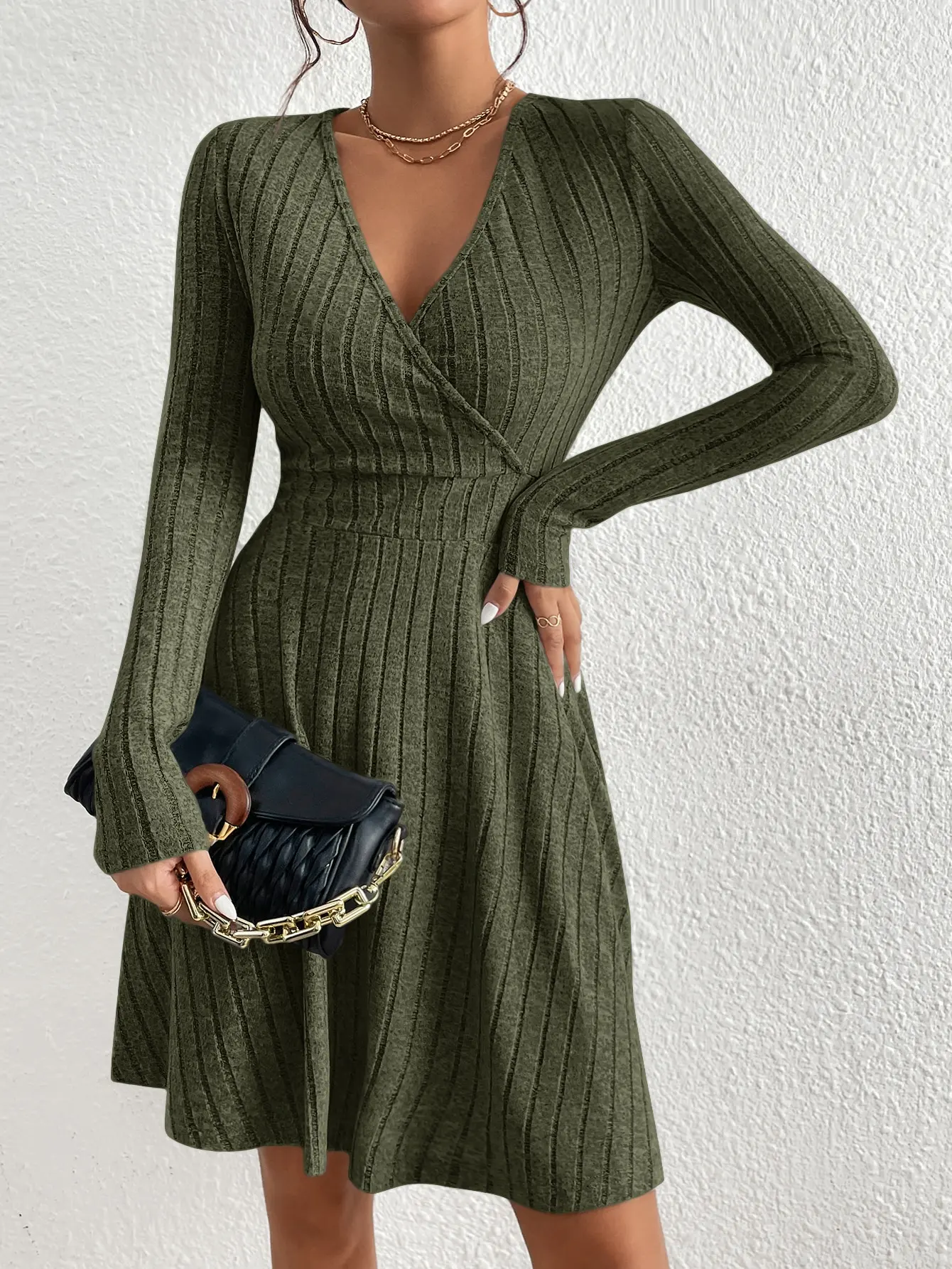 Color: Claret, Size: XS - Autumn and Winter New V-neck Sexy Waistline A-line Umbrella Skirt Big Swing Long-sleeved Knit Dress