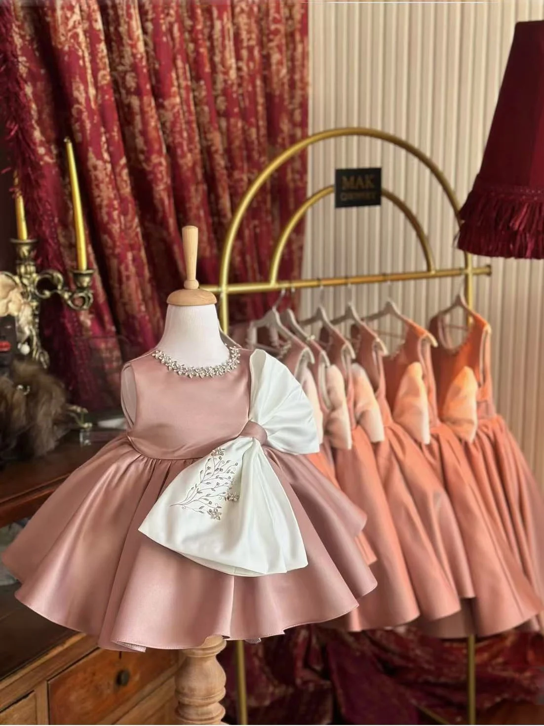 Color: Brown, Kid Size: 3T?€?€·?¤–运动?‰ - 0-12Y Baby Girl Summer Diomand flower Embroidery Pink Dress with Big Bow for Casual Party Holiday B37