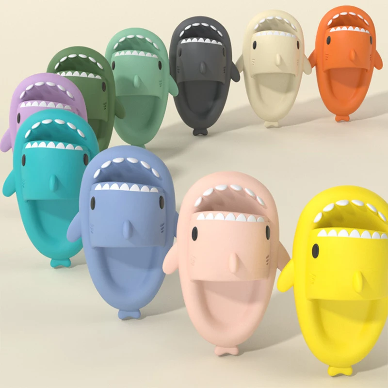 Color: green, Shoe Size: 35 - Shark Slides Women Slippers Men Flip Flops Home Couple Kids Bathroom Flat Shoes Outdoor Beach Funny Sandals Men Slippers