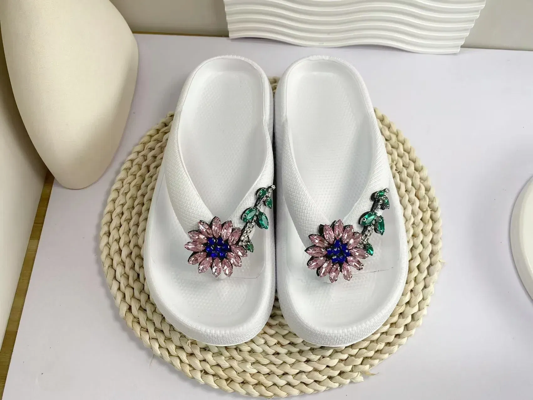 Color: dark green, Shoe Size: 42-43 - Summer Multi Color Women's Flip Flops Fashionable Metallic Teddy Bear Bow Slide Sandal Beach Vacation Home Versatile Footwear