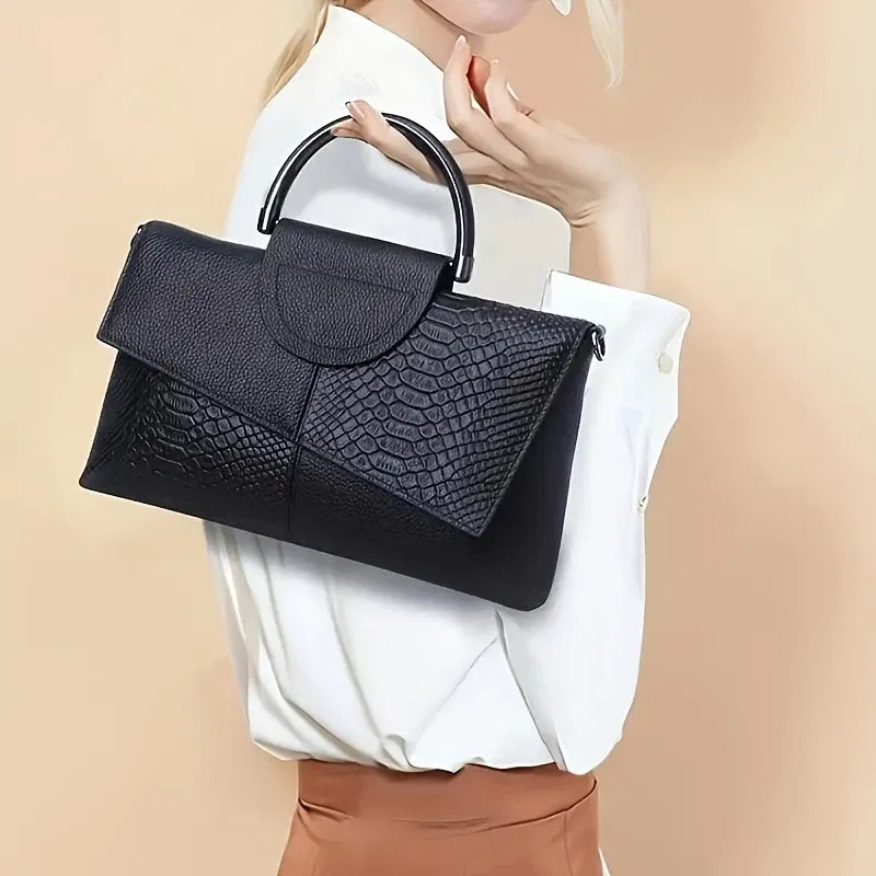 Color: Beige - PU Synthetic Leather Women's Shoulder Crossbody Bag Fashion Casual Dinner Wedding Alligator Pattern Flap Handbag and Purse