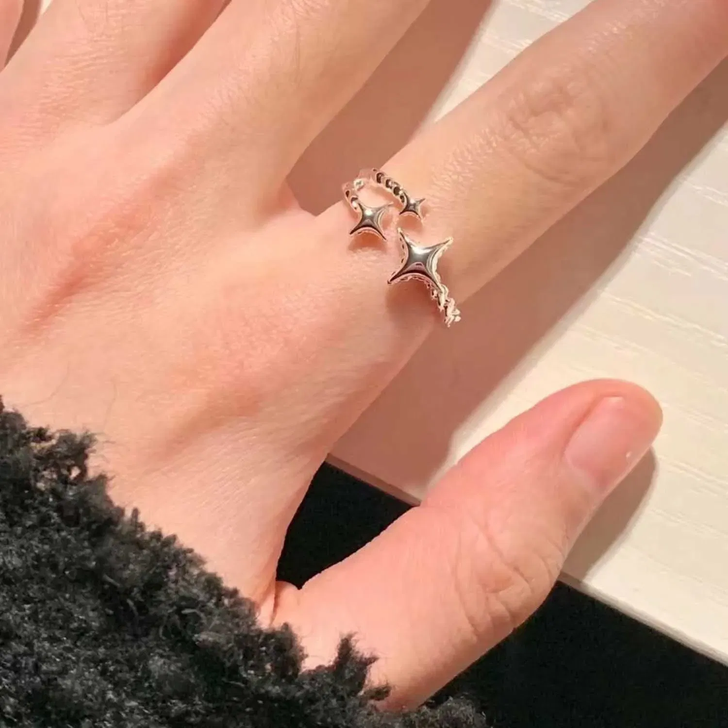 Main Stone Color: Silver - 2025 New Korean Silver Color Four Pointed Star Rings For Women Simple Y2k Cross Star Opening Adjustable Finger Ring Jewelry Gift