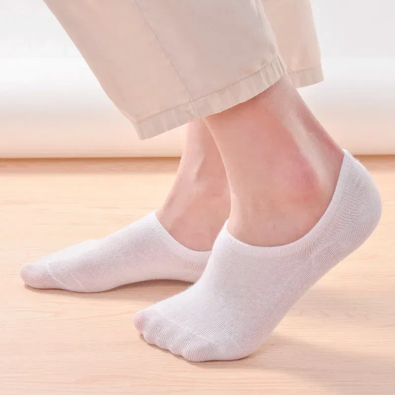 Color: black, Size: 7-9T - 5 pairs of boys girls children  soft invisible socks low  casual cotton leisure sailing anti-skid stealth non-display