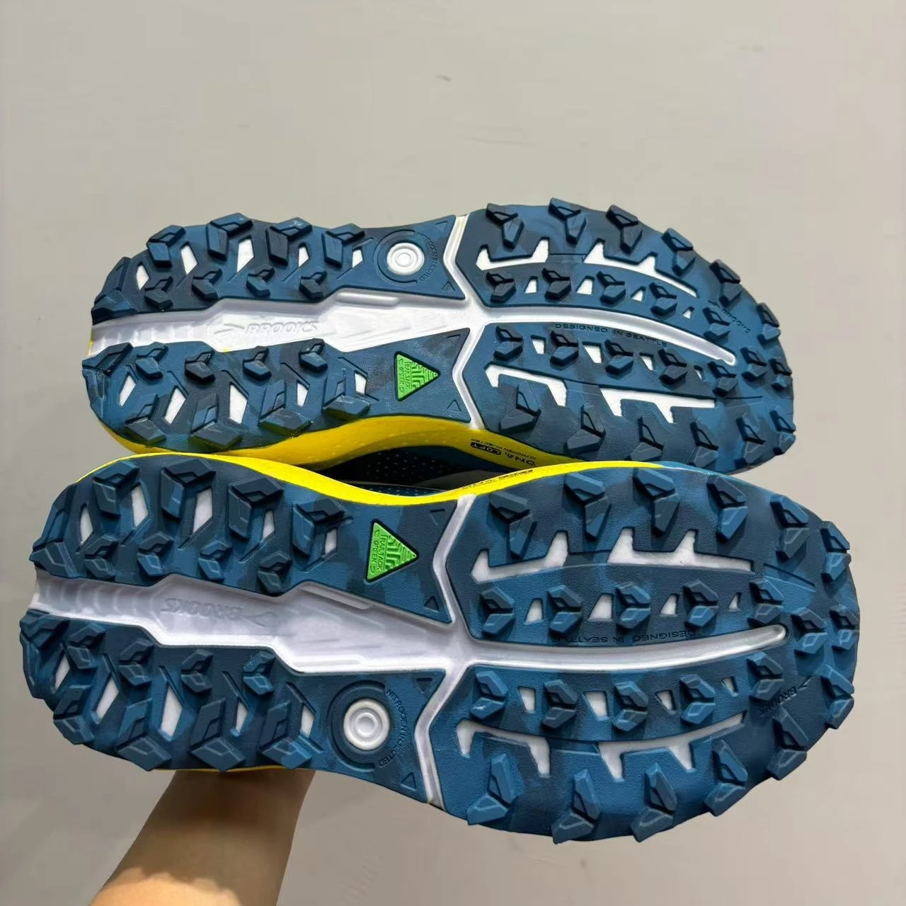 Color: Blue, Shoe Size: 42.5 - Brooks Men?™s Casual Sneakers Caldera 8 Ultra Trail Running Shoes Breathable Cushioned Long-term Training Sports Jogging Shoes