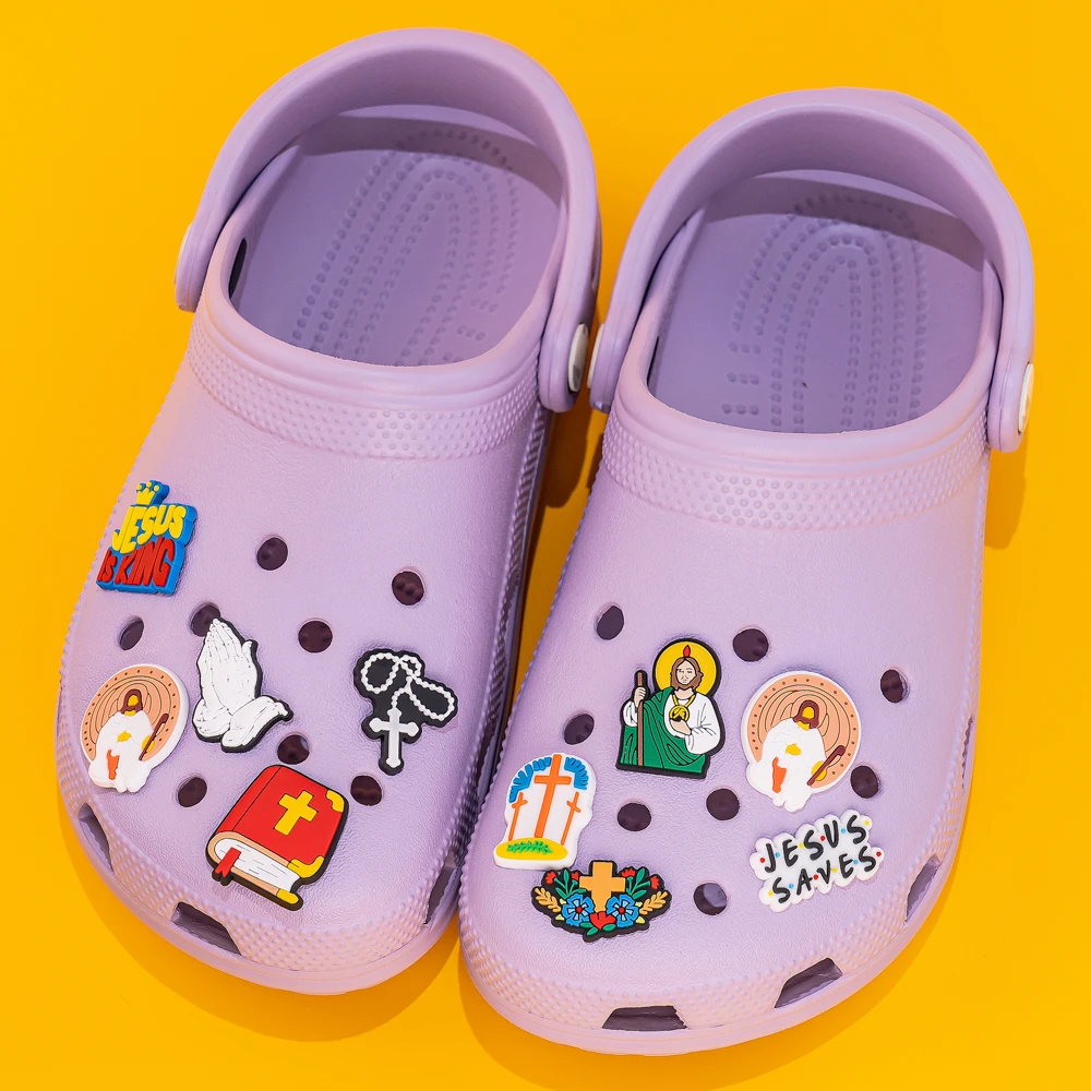 Color: VIOLET - 1pcs New Shoe Charm Religion PVC Clog Charms Crucifix Blessed Virgin Mary Clog Pin Clips Jeans Garden Sandal Shoe Decoration