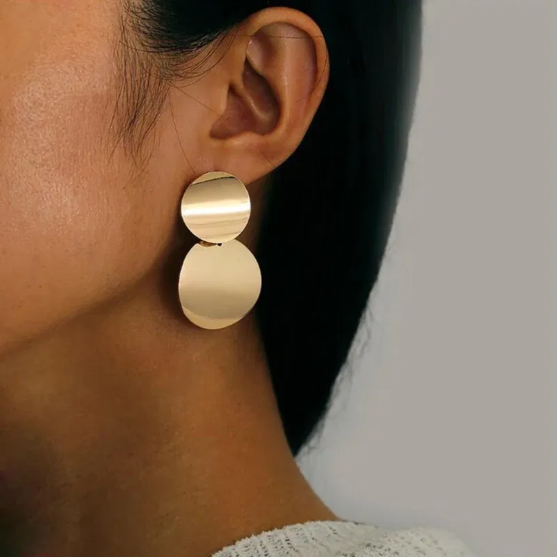Metal Color: ROSE GOLD COLOR - Gold Color Metal Drop Earrings Irregular Hollow Heart Pendants Earrings Twisted Geometric Personality Earrings for Women