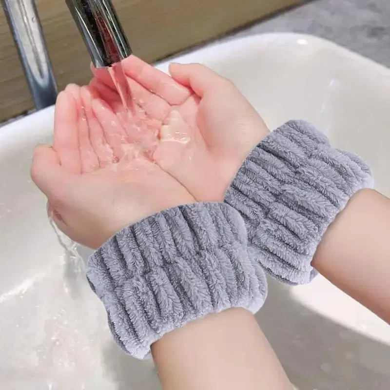 Color: Pink, Ships From: belgium - 2pc Wrist Washing Belt Soft Microfiber Towel Wristbands For Washing Face Water Absorption Washing Prevent Wetness Wrist Washband