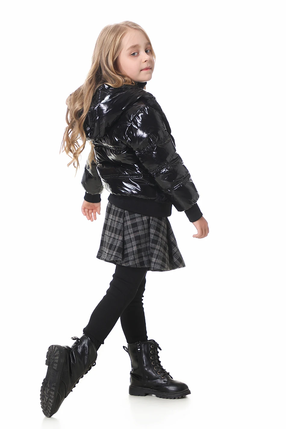 Color: black, Kid Size: 4T - Fashion joining design winter coats filling white duck down warm jackets soft fur fabric and glossy black waterproof coats