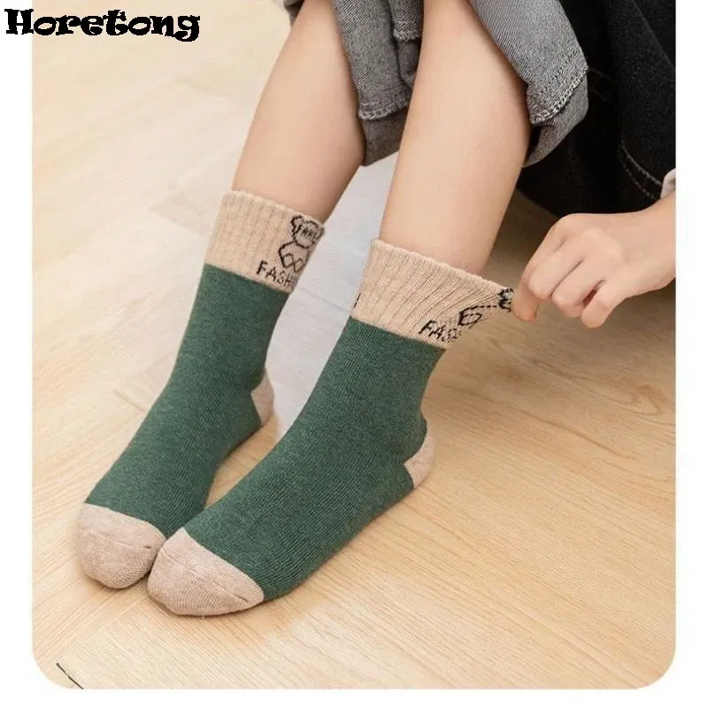 Color: black, Size: 17 - 5 Pairs /bag Winter Children Socks Warm Autumn And Winter Plush Thicken Toddler Boys Girls Cotton Middle Tube Sock For 2-14 Year