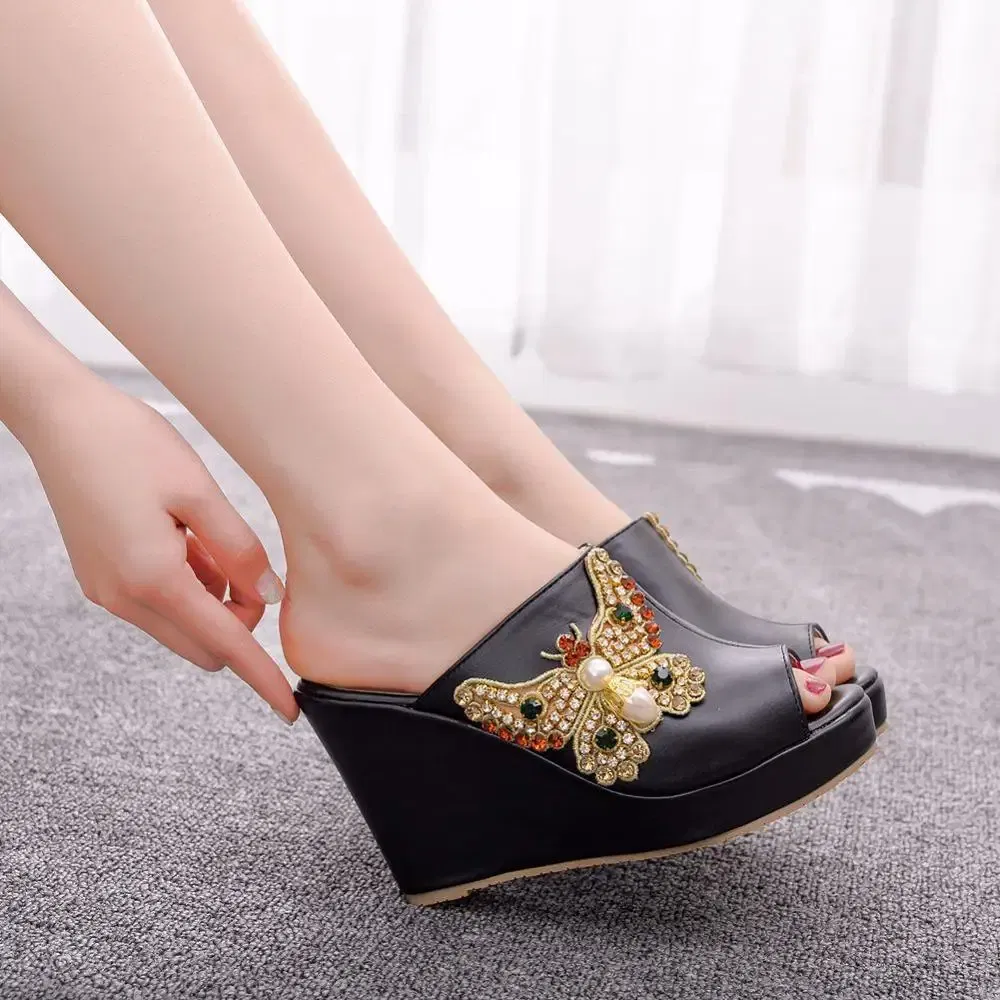Color: WHITE, Shoe Size: 41 - Crystal Queen 10cm Peep Toe Platform Wedges Slippers High Heels Beach Sandals Women