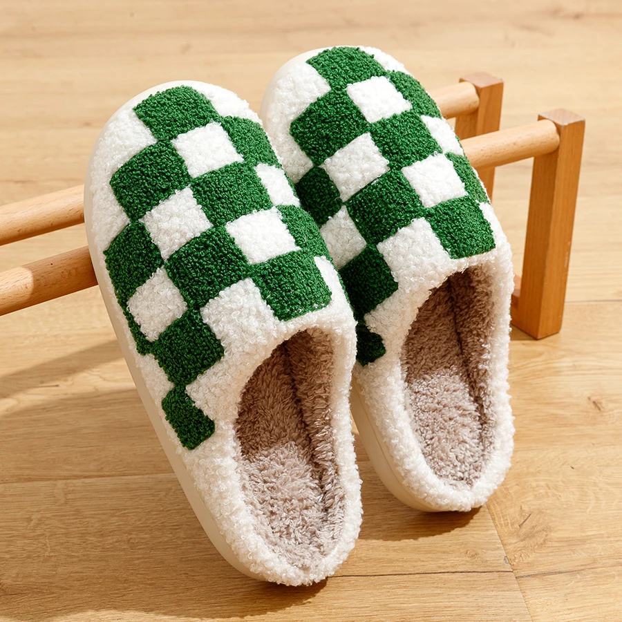 Color: Pink, Shoe Size: 41-42 - Fashion Retro Checker Women's Winter Warm Home Slippers Couple Indoor Bedroom Plush Anti-slip Soft Sole Leisure Shoes Men
