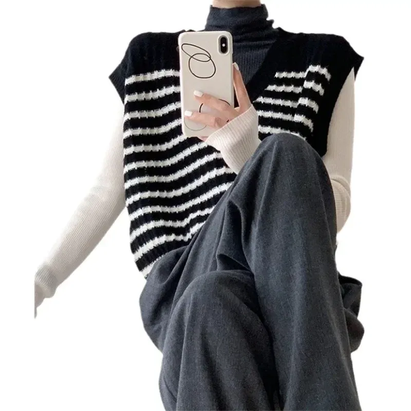 Color: WHITE, Size: One Size - Women Sweater Vest Pullover Jumpers Sleeveless Striped Knitted V Neck Jumper Streetwear Button High Street Y2k Slight Strech