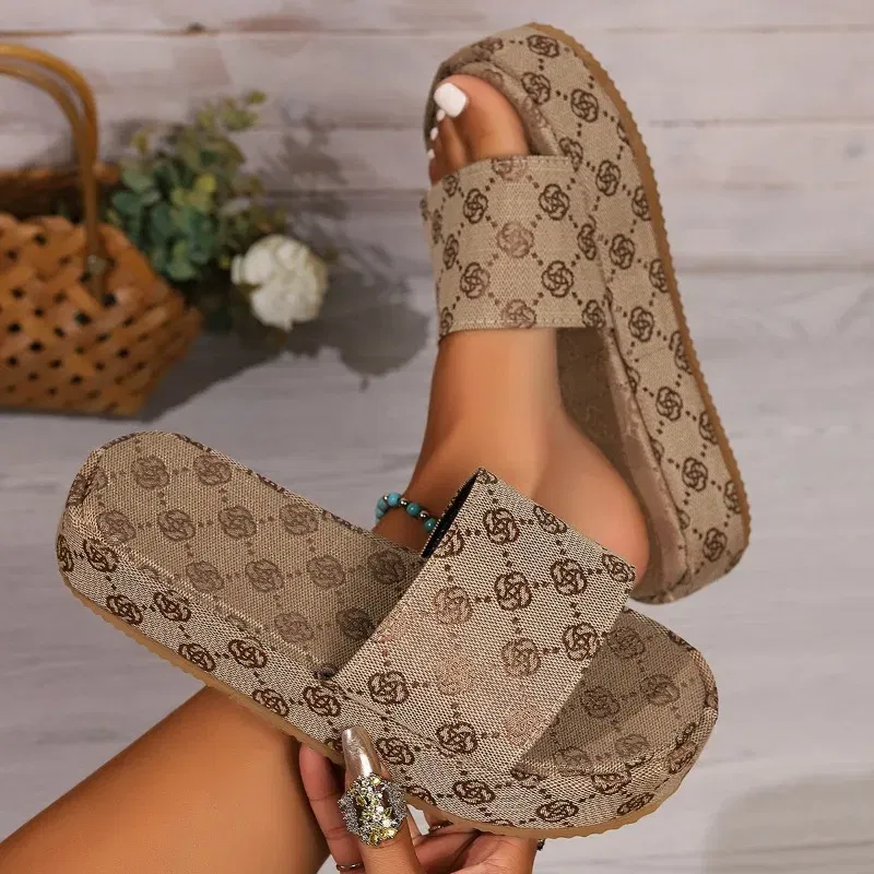 Color: Khaki, Shoe Size: 42 - New Summer Women's Classic Thick Sole Anti Slip Sandals, Daily Comfortable Embroidered Shallow Mouth Vacation Party Beach Miter