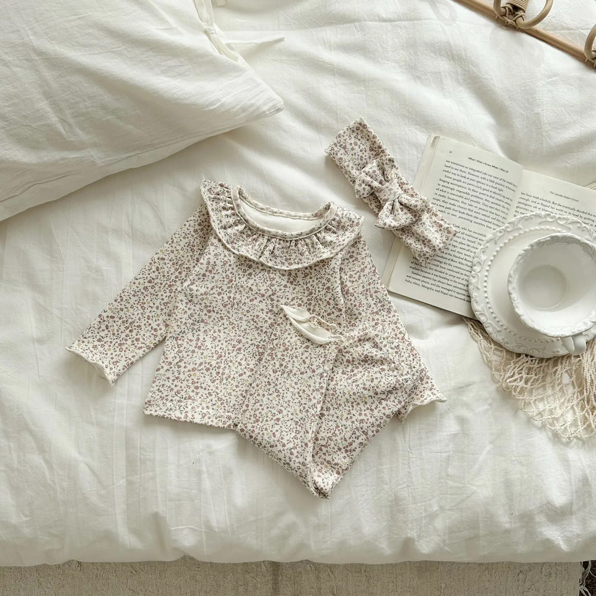 Color: Beige, Kid Size: 12M - 2025 Spring New Baby Long Sleeve Clothes Set Infant Girl Floral Tops + Leggings + Headband 3pcs Suit Cotton Toddler Outfits